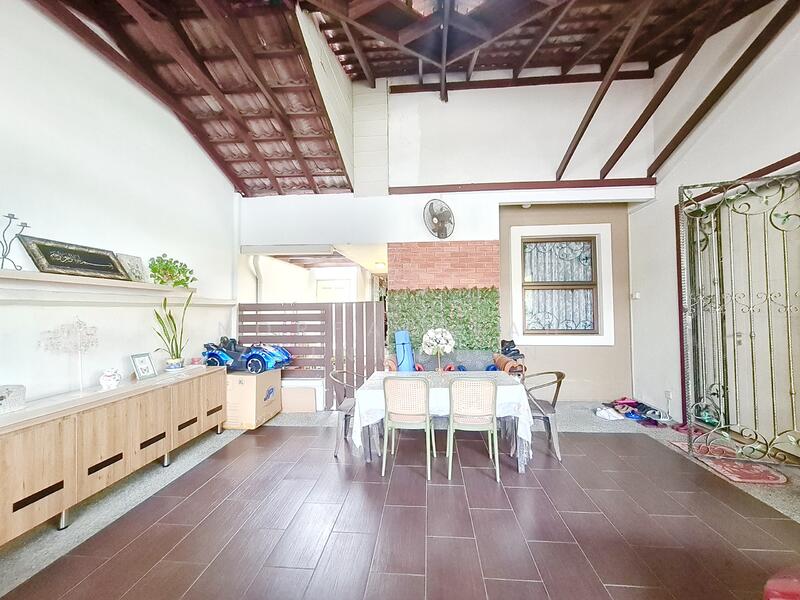 Subang Bestari untuk Untuk Dijual - RM 1,600,000, Feb 2026 - Dining Room - PropertyGuru.com.my