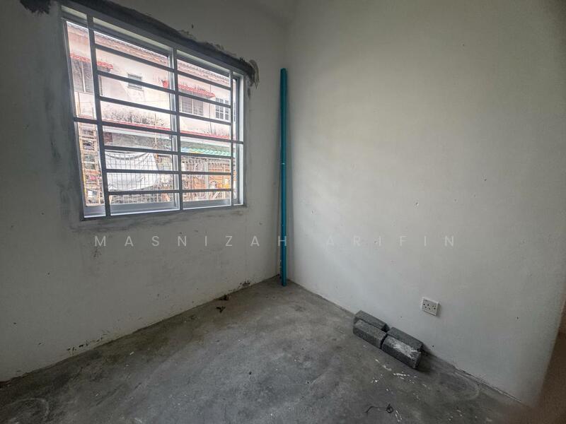 Taman Pinggiran Senawang untuk Untuk Dijual - RM 335,000, Feb 2026 - Interior - PropertyGuru.com.my