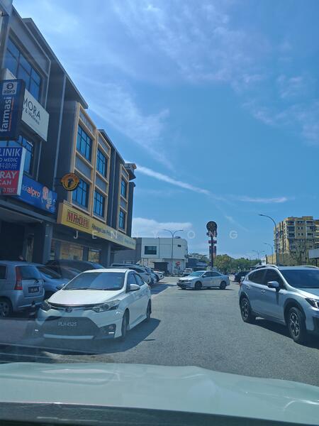 Pusat Perniagaan Oren untuk Untuk Dijual - RM 2,400,000, Mac 2026 - PropertyGuru.com.my