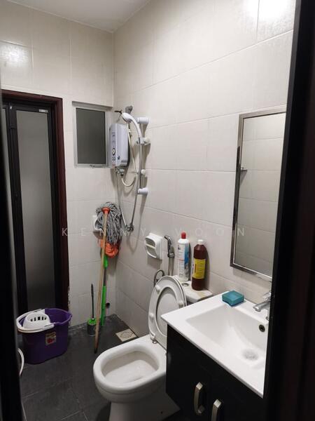 Townhouse for Sale in Taman Putra Perdana (Puchong) - Kenny Voon - Bathroom - PropertyGuru.com.my