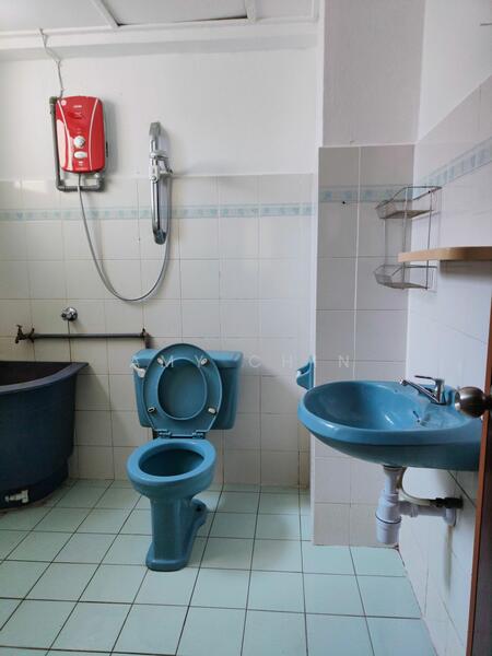 Sri Desa untuk Untuk Disewa - RM 1,500 /bulan, Feb 2026 - Bathroom - PropertyGuru.com.my