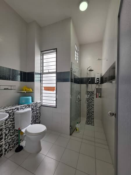 2-storey Terraced House for Sale in Taman Setia Indah (Tebrau) - Max Lam - Bathroom - PropertyGuru.com.my