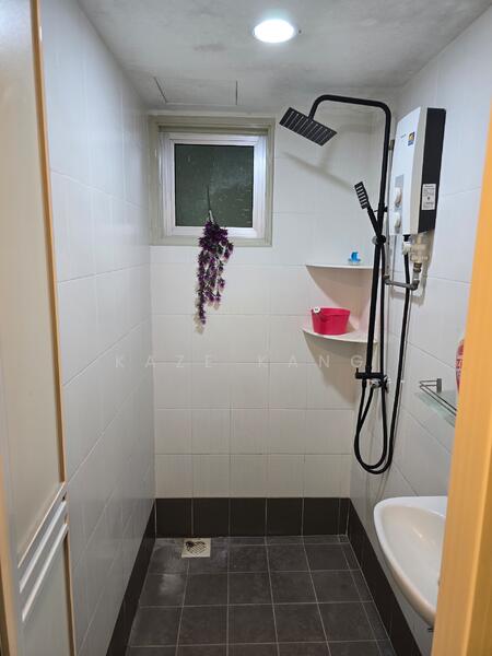 Apartment for Rent at Centrio Avenue - Kaze Kang - Bathroom - PropertyGuru.com.my