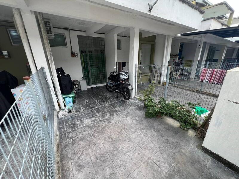 Townhouse for Sale in Puchong (Selangor) - Nurra Eikin - Exterior - PropertyGuru.com.my