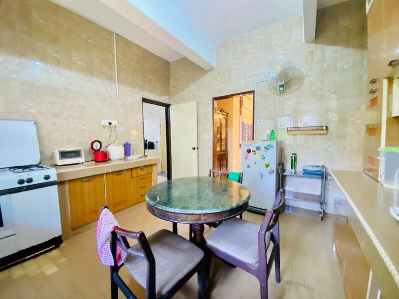 Kemensah Heights untuk Untuk Dijual - RM 2,900,000, Feb 2026 - Kitchen - PropertyGuru.com.my