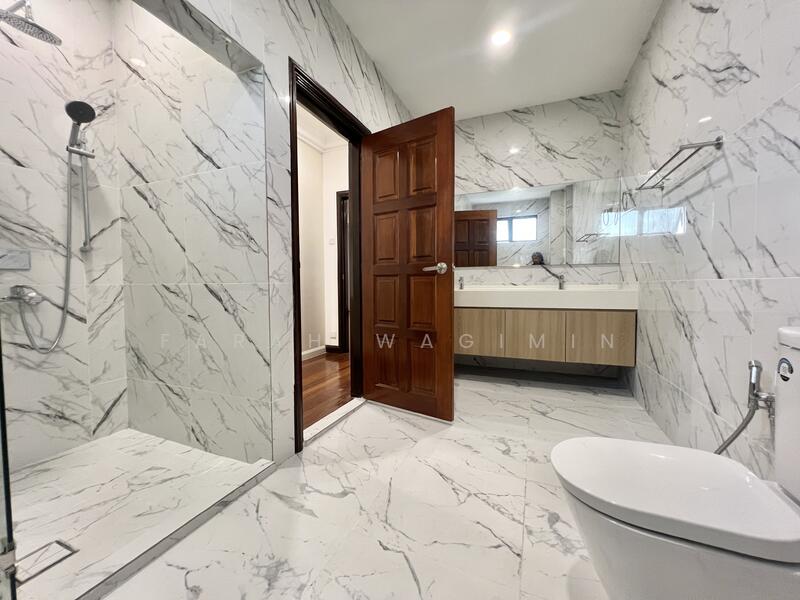 Condominium for Sale at Sri Kenny - Farah Wagimin - Bathroom - PropertyGuru.com.my