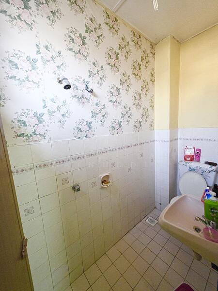 2-storey Terraced House for Sale in Subang Jaya (Selangor) - NORFADILAH ZAINUDDIN - Bathroom - PropertyGuru.com.my