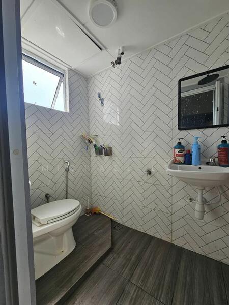 Apartment for Rent at Subang Perdana Goodyear Court 10 - Michael Lee - Bathroom - PropertyGuru.com.my