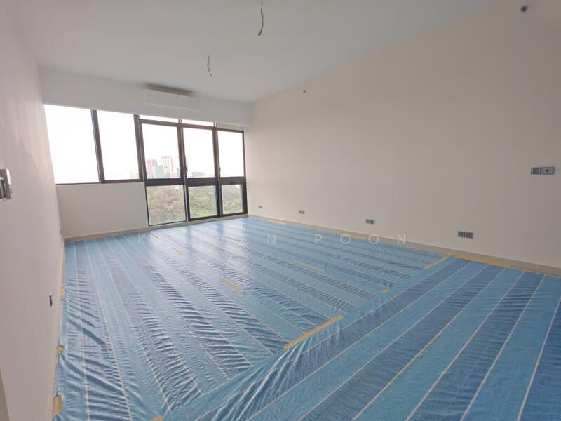 Service Residence for Sale at Senada Residence @ KLGCC Resort - Kraven Poon - Living Room - PropertyGuru.com.my