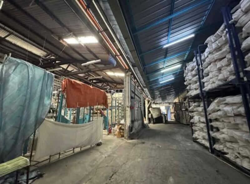 Warehouse for Rent in Taman Kepong (Kepong) - Lily Yeap - Interior - PropertyGuru.com.my