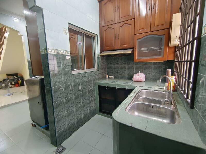 1-storey Terraced House for Sale in Bukit Indah (Iskandar Puteri (Nusajaya)) - Alan Chew - Kitchen - PropertyGuru.com.my