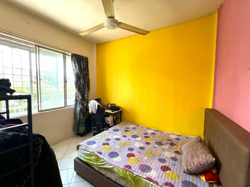 Flat for Sale at Pangsapuri Orkid - Ali Idris - Bedroom - PropertyGuru.com.my