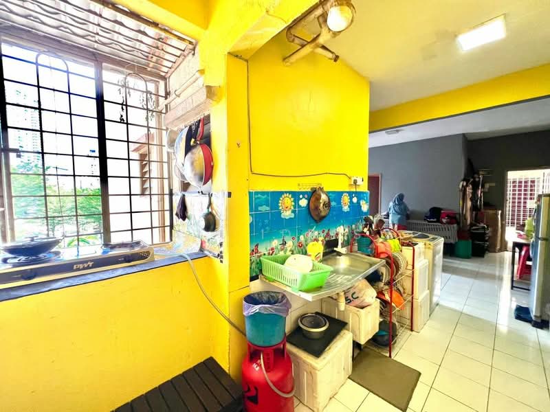 Flat for Sale at Pangsapuri Orkid - Ali Idris - Kitchen - PropertyGuru.com.my