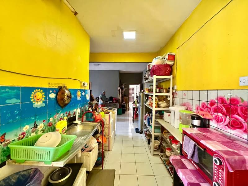 Flat for Sale at Pangsapuri Orkid - Ali Idris - Kitchen - PropertyGuru.com.my