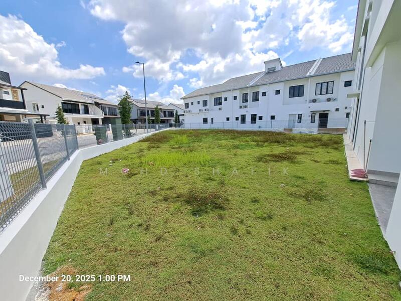 2-storey Terraced House for Sale in Cyberjaya (Selangor) - Mohd Shafik - Exterior - PropertyGuru.com.my