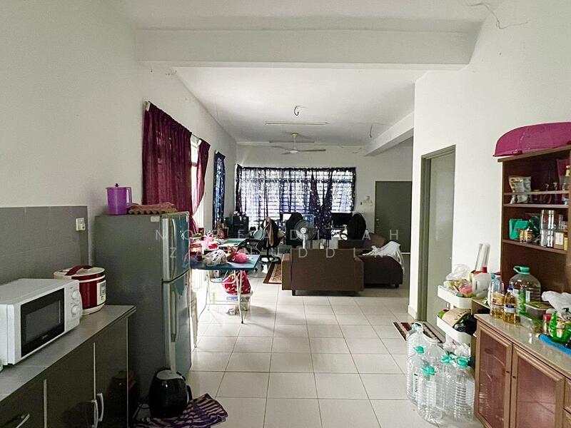 Puncak Alam untuk Untuk Dijual - RM 830,000, Apr 2026 - Living Room - PropertyGuru.com.my