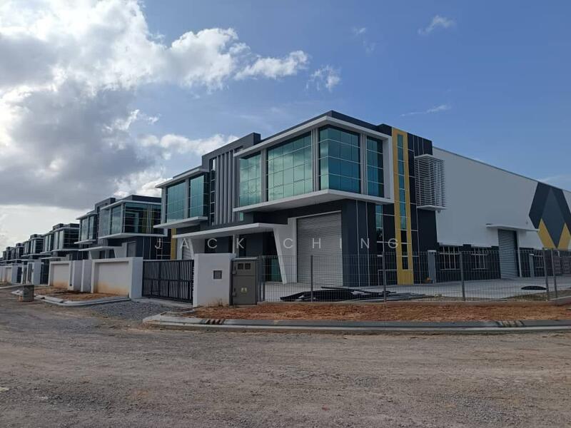 Taman Desa Cemerlang untuk Untuk Disewa - RM 17,000 /bulan, Mac 2026 - Exterior - PropertyGuru.com.my