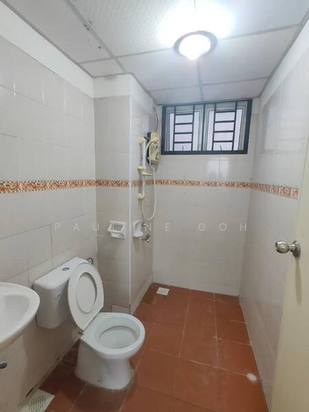 Nusa Perdana Serviced Apartment untuk Untuk Dijual - RM 340,000, Feb 2026 - Bathroom - PropertyGuru.com.my