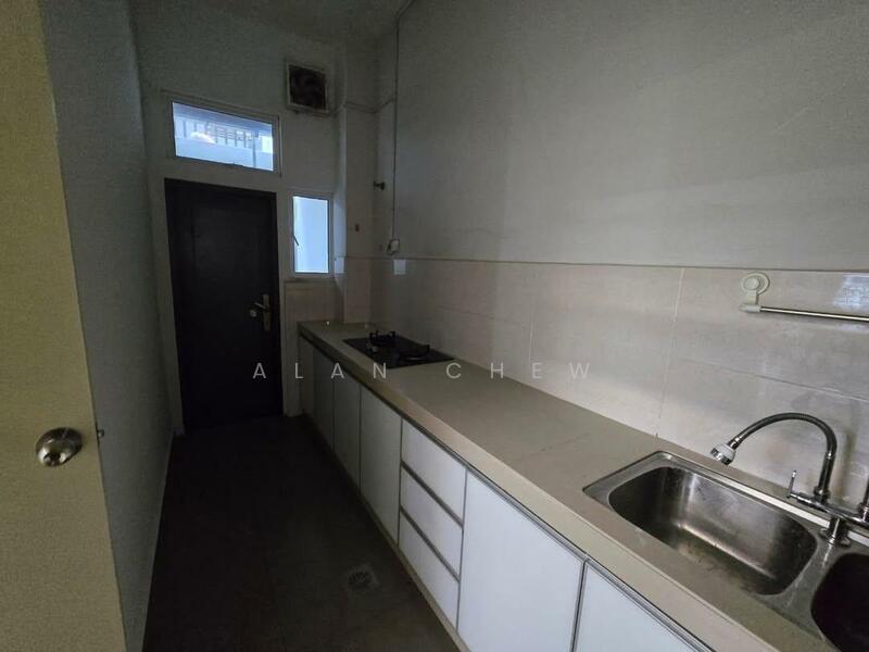 Winter Sonata @ Nusa Sentral untuk Untuk Dijual - RM 1,300,000, Feb 2026 - Kitchen - PropertyGuru.com.my