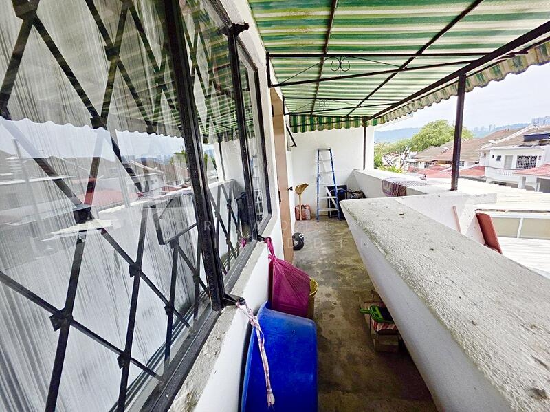Taman Sri Gombak untuk Untuk Dijual - RM 590,000, Feb 2026 - Balcony - PropertyGuru.com.my