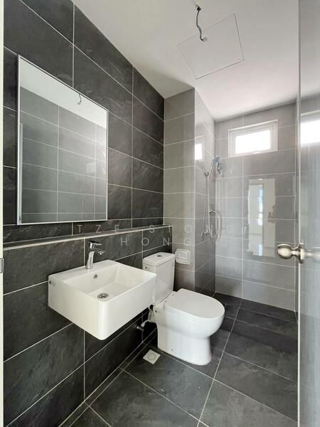 Condominium for Sale at Lucerne Residences - Tze Siong Hong - Bathroom - PropertyGuru.com.my