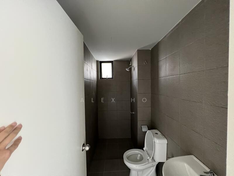 Residensi Max untuk Untuk Disewa - RM 1,500 /bulan, Feb 2026 - Bathroom - PropertyGuru.com.my