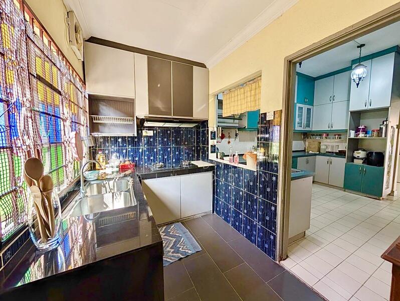 2-storey Terraced House for Sale in Sungai Buloh (Selangor) - NORFADILAH ZAINUDDIN - Kitchen - PropertyGuru.com.my