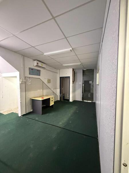 Terrace Factory for Rent in Taman Universiti (Skudai) - Cheryl Tey - Interior - PropertyGuru.com.my
