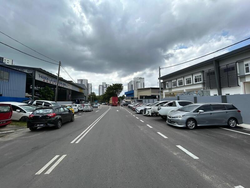 Factory for Rent in Taman Perindustrian Desa Plentong (Masai) - Amber Hew - Exterior - PropertyGuru.com.my