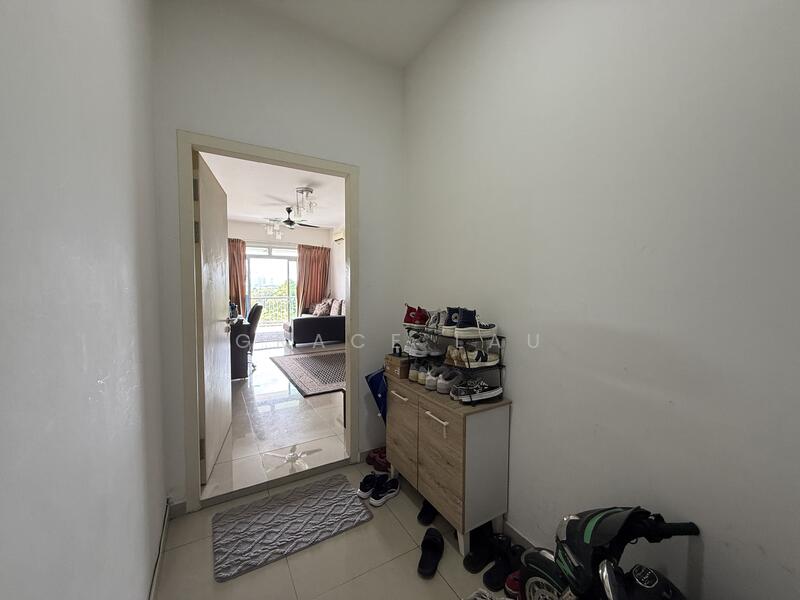 Condominium for Sale at Fairway Suites - Grace Lau - Entrance - PropertyGuru.com.my