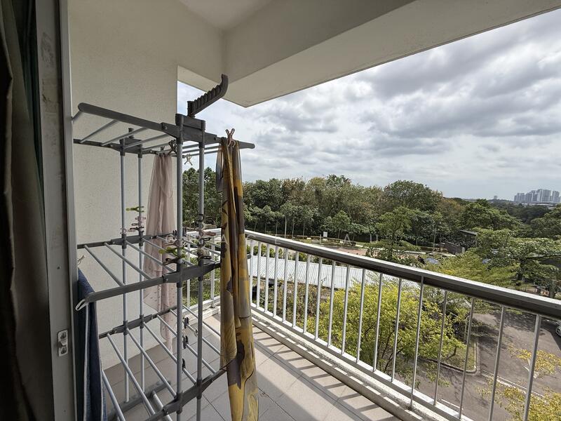 Condominium for Sale at Fairway Suites - Grace Lau - Balcony - PropertyGuru.com.my