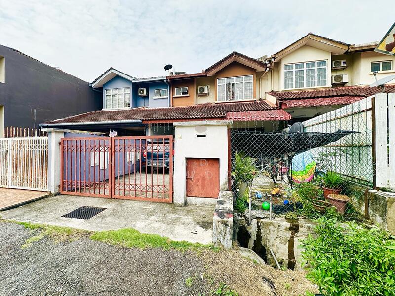 2-storey Terraced House for Sale in Sungai Buloh (Selangor) - NORFADILAH ZAINUDDIN - Exterior - PropertyGuru.com.my