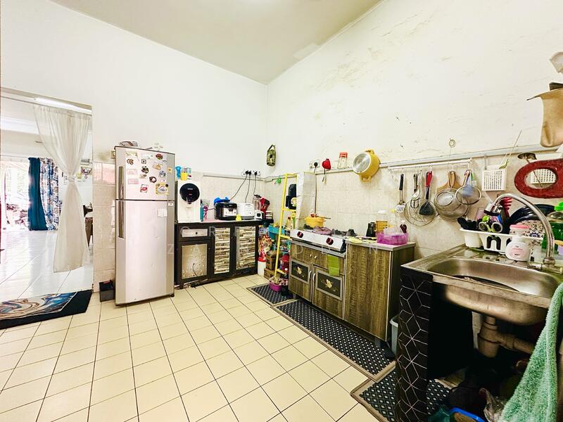2-storey Terraced House for Sale in Sungai Buloh (Selangor) - NORFADILAH ZAINUDDIN - Kitchen - PropertyGuru.com.my