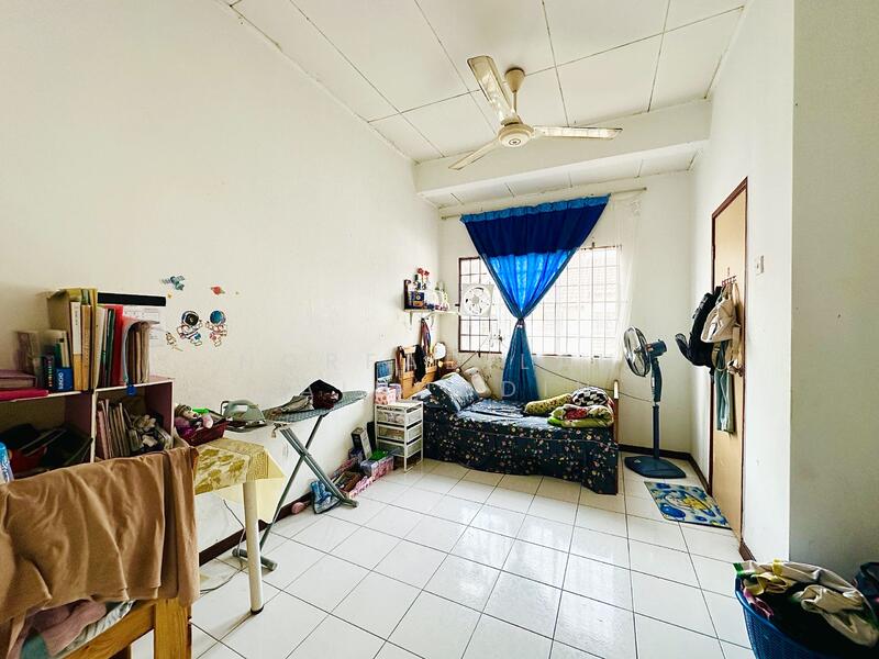 2-storey Terraced House for Sale in Sungai Buloh (Selangor) - NORFADILAH ZAINUDDIN - Bedroom - PropertyGuru.com.my