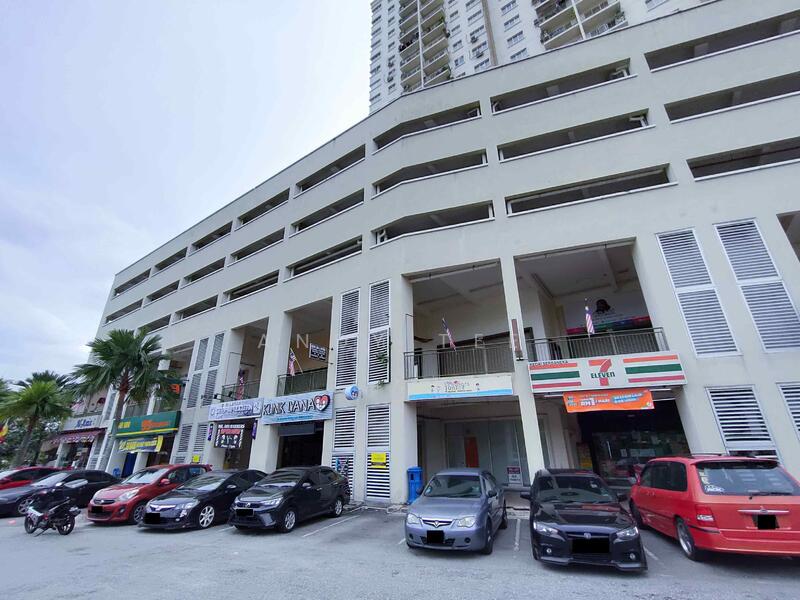 Alam Idaman untuk Untuk Disewa - RM 1,350 /bulan, Feb 2026 - Many Shops Below Condo - PropertyGuru.com.my