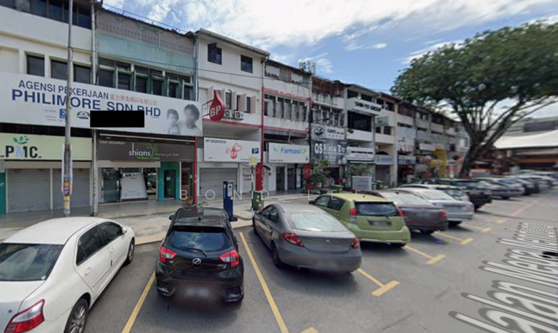 Shop for Rent in Taman Overseas Union (Taman Oug) (Jalan Klang Lama (Old Klang Road)) - Bond Lee - Exterior - PropertyGuru.com.my