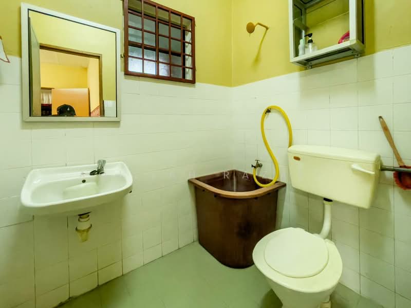 Terraced House for Sale in Banting (Selangor) - Aqillah Razali - Bathroom - PropertyGuru.com.my
