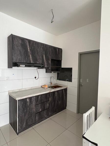 Traders Park untuk Untuk Dijual - RM 560,000, Feb 2026 - Kitchen - PropertyGuru.com.my