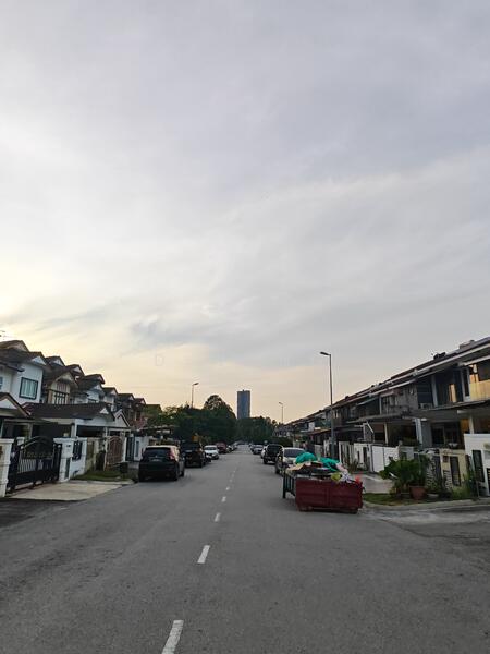 Terraced House for Sale in Bandar Puteri Puchong (Puchong) - D Wong - Exterior - PropertyGuru.com.my