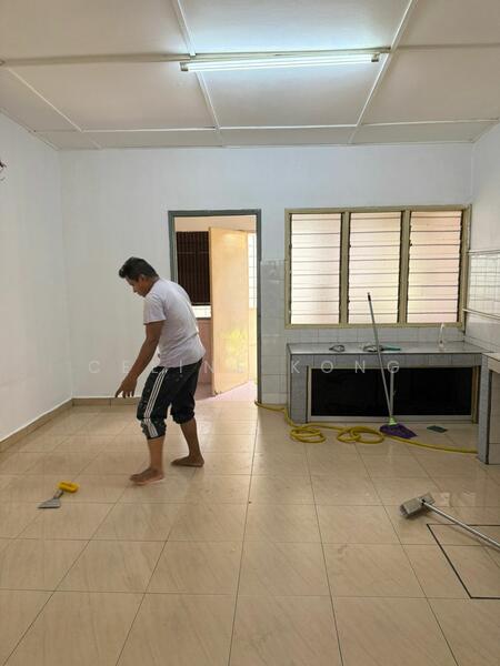 2-storey Terraced House for Sale in Sri Petaling (Kuala Lumpur) - Celine Kong - Kitchen - PropertyGuru.com.my