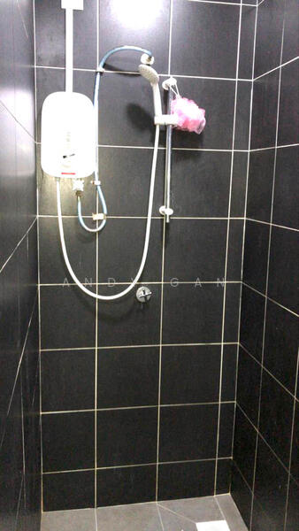Service Residence for Sale at The Zizz @ Damansara North - Andy Gan - Bathroom - PropertyGuru.com.my