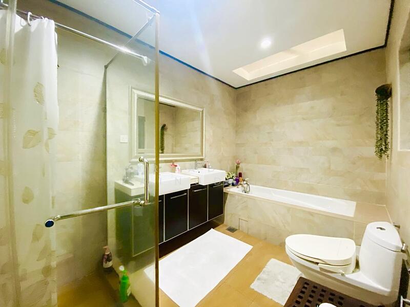 Subang Bestari untuk Untuk Dijual - RM 1,550,000, Feb 2026 - Bathroom - PropertyGuru.com.my