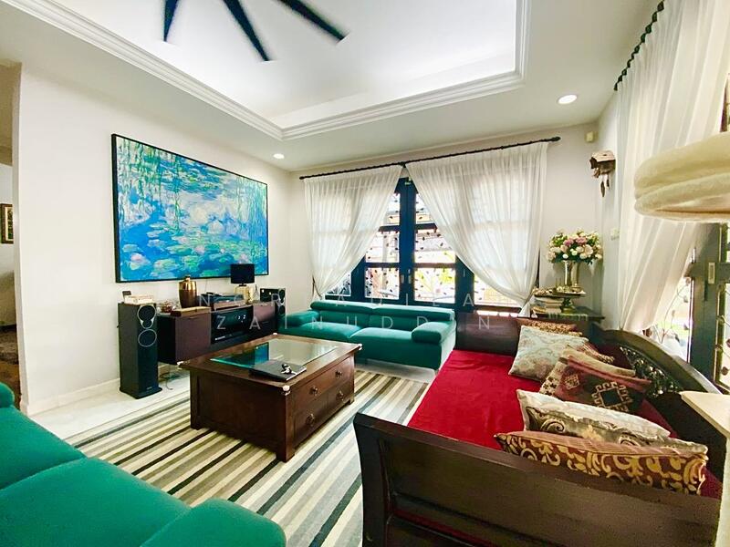 Subang Bestari untuk Untuk Dijual - RM 1,550,000, Feb 2026 - Living Room - PropertyGuru.com.my