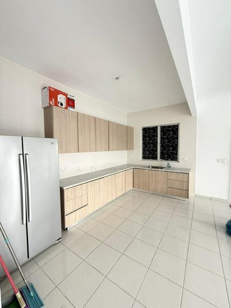 Condominium for Rent at Residensi Adelia 2 - Ahmad Farhan - Kitchen - PropertyGuru.com.my