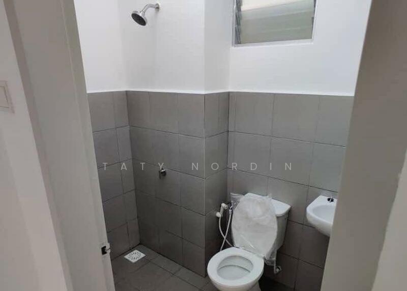Suasana Harmoni untuk Untuk Disewa - RM 1,400 /bulan, Feb 2026 - Bathroom - PropertyGuru.com.my