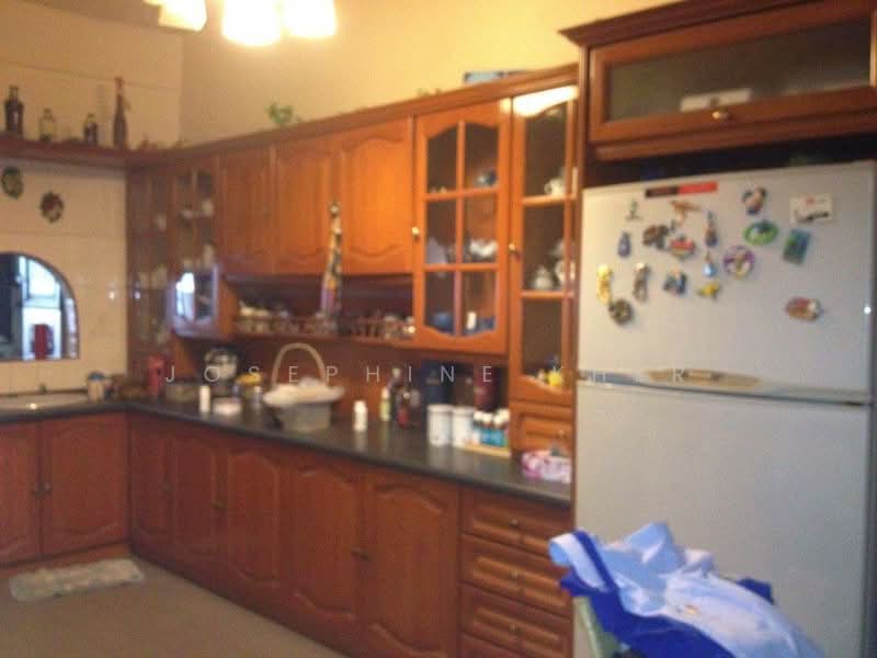 Rumah Teres 2 Tingkat untuk Dijual di Taman Rainbow (Batu) - Josephine Kher - Kitchen - PropertyGuru.com.my