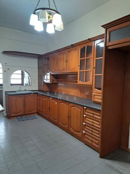 Rumah Teres 2 Tingkat untuk Dijual di Taman Rainbow (Batu) - Josephine Kher - Kitchen - PropertyGuru.com.my