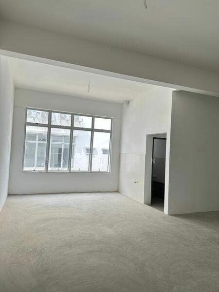 Shop / Office for Rent in Austin Crest (Johor Bahru) - SASER TAN. - Interior - PropertyGuru.com.my
