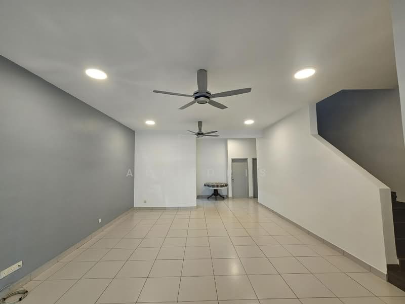 2-storey Terraced House for Sale in Presint 11 (Putrajaya) - Ali Idris - Living Room - PropertyGuru.com.my