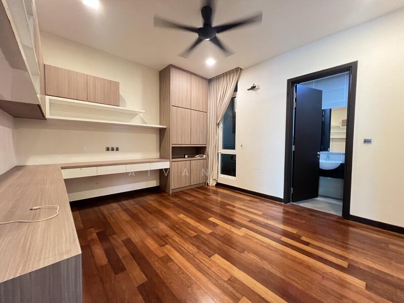 Bandar Kinrara untuk Untuk Dijual - RM 3,300,000, Feb 2026 - Study - PropertyGuru.com.my